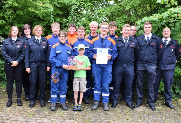 Platz eins belegt die Jugendfeuerwehr Hille mit den Hiller Moordrachen, Foto: Gemeinde Hille Platz eins belegt die Jugendfeuerwehr Hille mit den Hiller Moordrachen, Foto: Gemeinde Hille